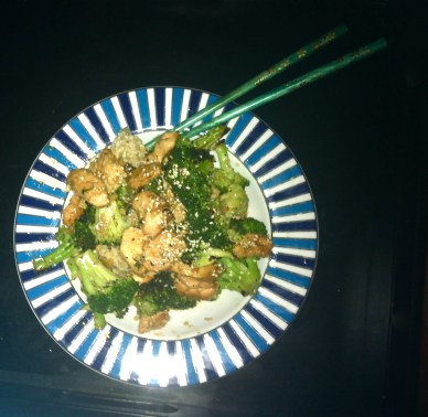 sesame chicken with steamed broccoli and 3-minute microwavable brown rice